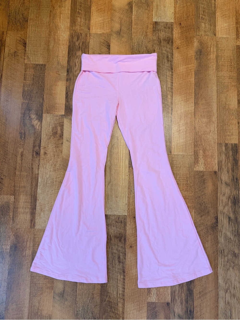 Edikted Light Pink Flared Leggings
